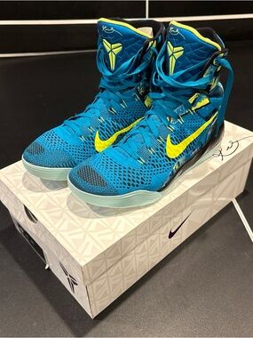 Nike Kobe 9 IX - size 10 - Blue/teal - “Perspective” basketball high top